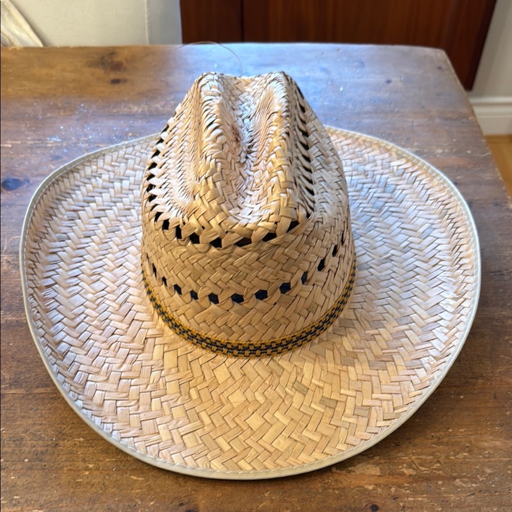 Men's Tan Straw Hat